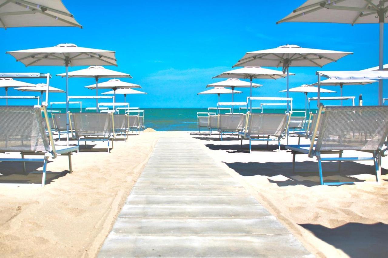 Perla Verde Hotel Milano Marittima Ngoại thất bức ảnh