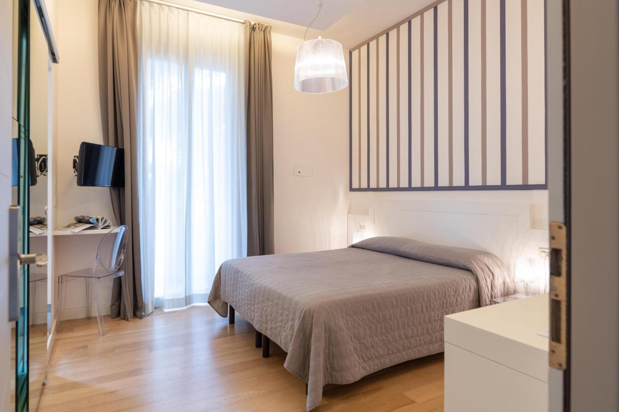 Perla Verde Hotel Milano Marittima Ngoại thất bức ảnh