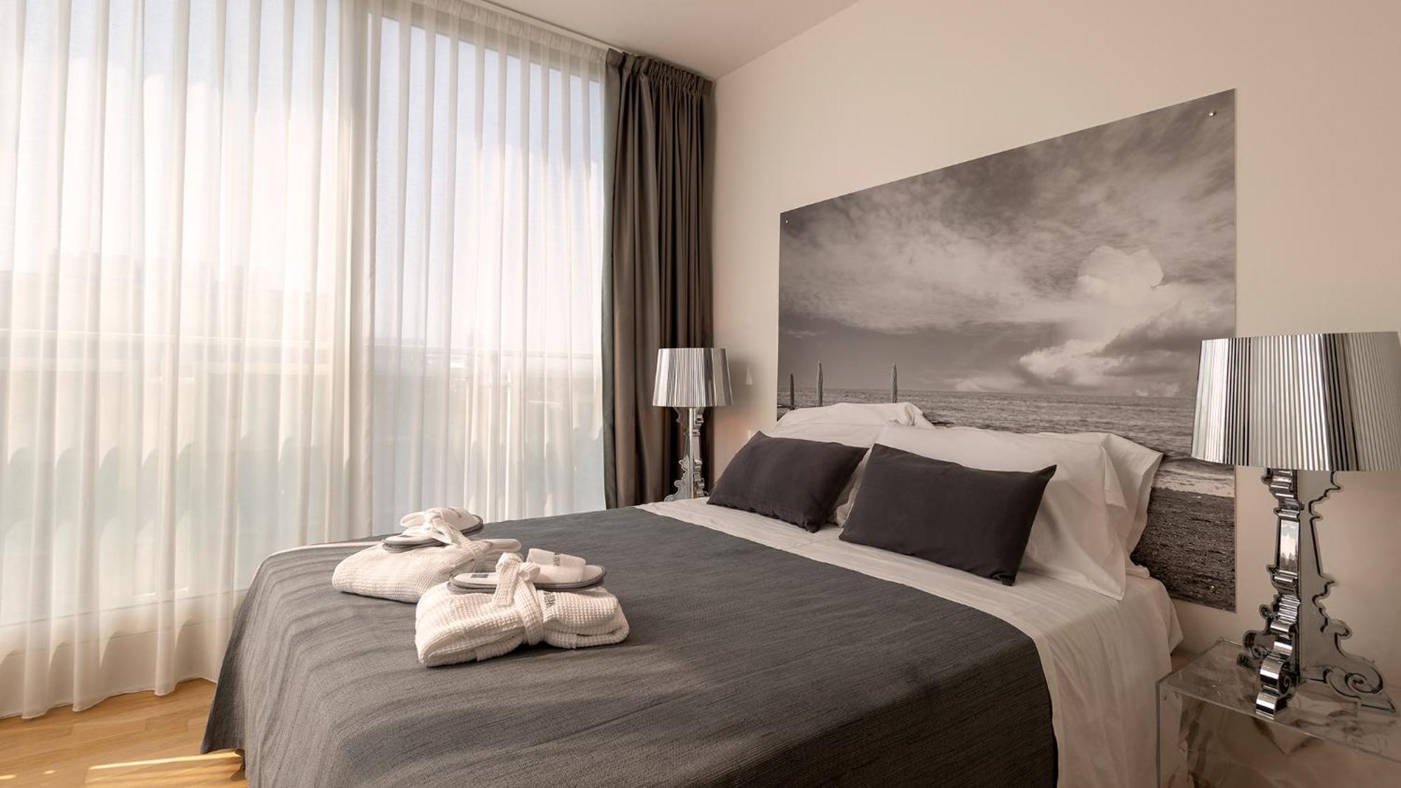 Perla Verde Hotel Milano Marittima Ngoại thất bức ảnh