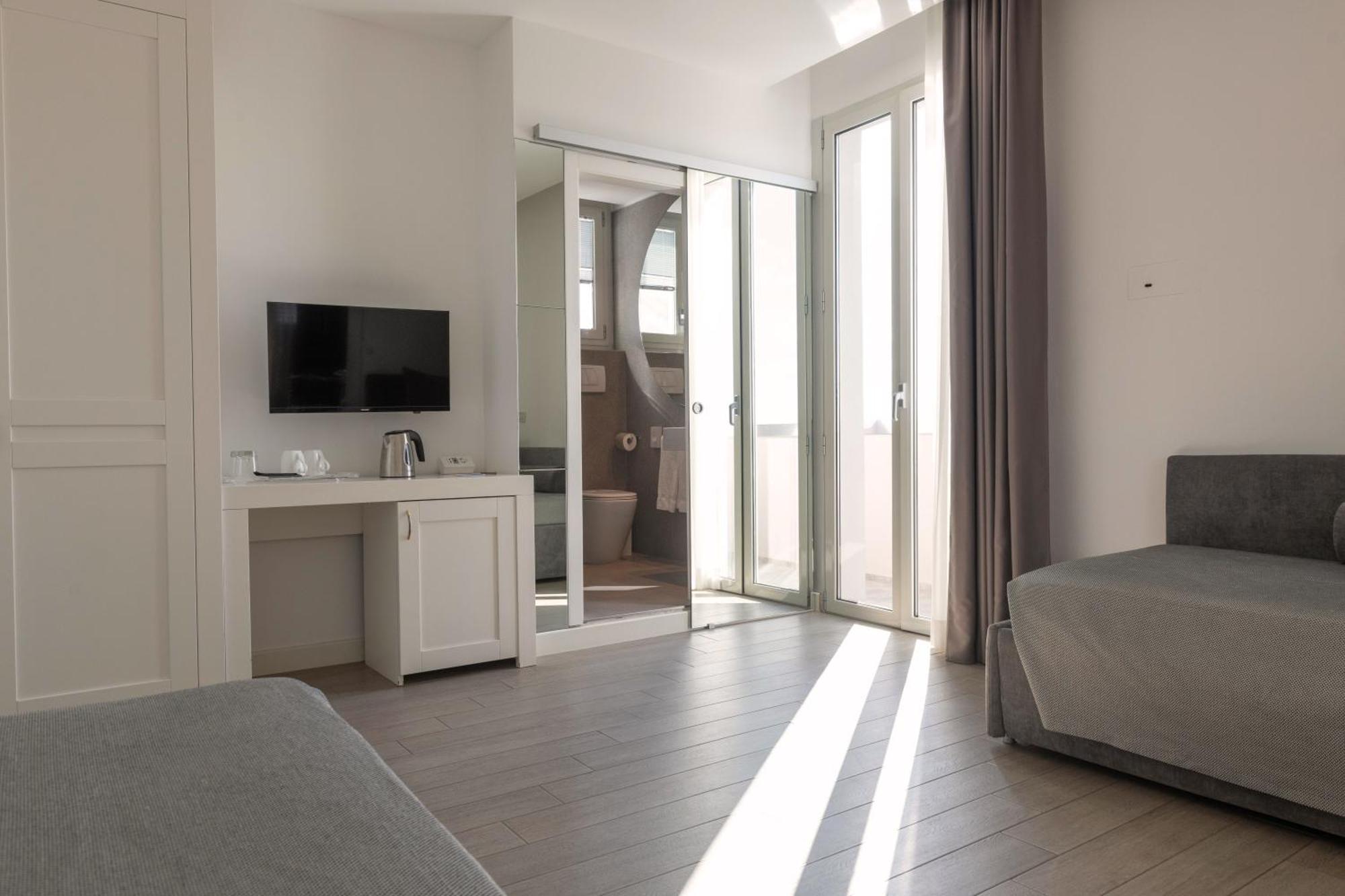 Perla Verde Hotel Milano Marittima Ngoại thất bức ảnh