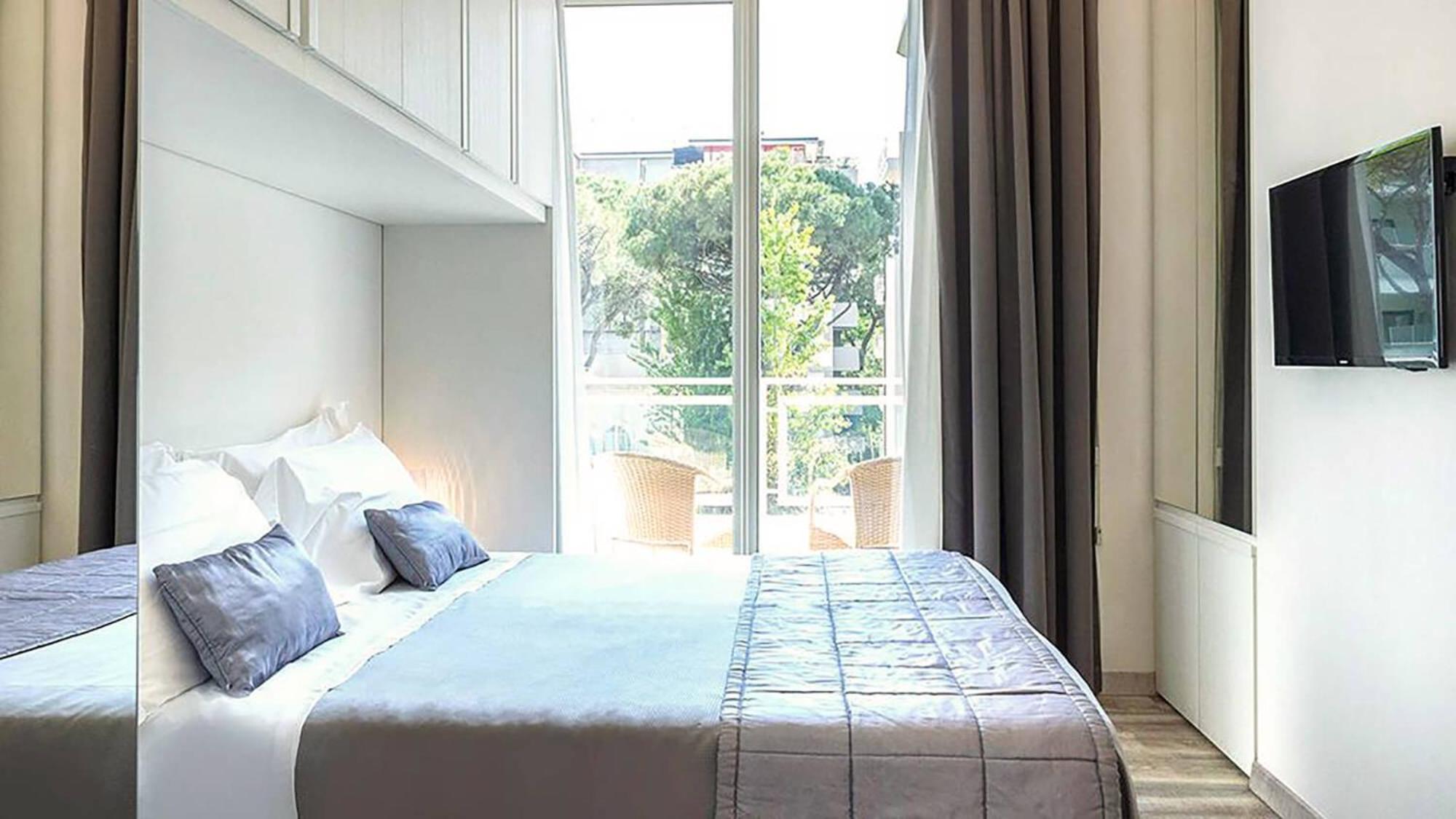 Perla Verde Hotel Milano Marittima Ngoại thất bức ảnh